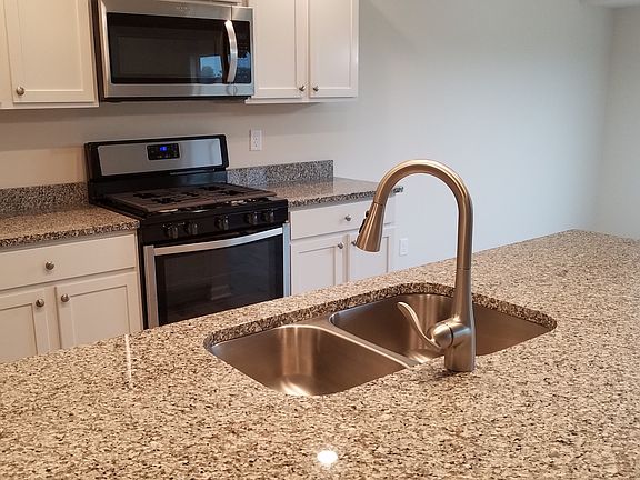 3rd image of 7209 Golden Eagle Dr