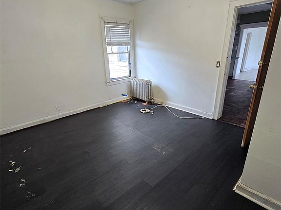 3rd image of 14262 Bascom Avenue