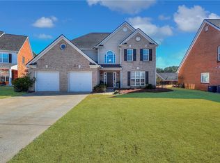 492 Glenns Farm Ln, Grayson, GA 30017