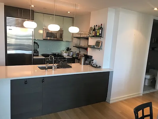 Rented by Modern Spaces | media 21