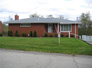 140 Mapledale Dr, Homestead, PA
