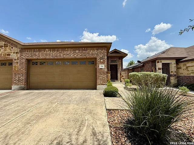 514 Creekside Frst — Photo 1