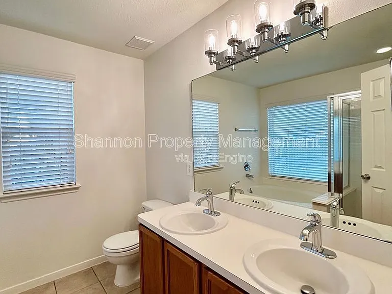 17522 Prospect Meadows Dr — Photo 17