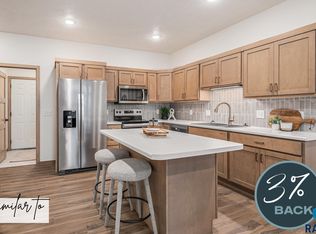 2417 E Jetty Pl, Sioux Falls, SD 57108