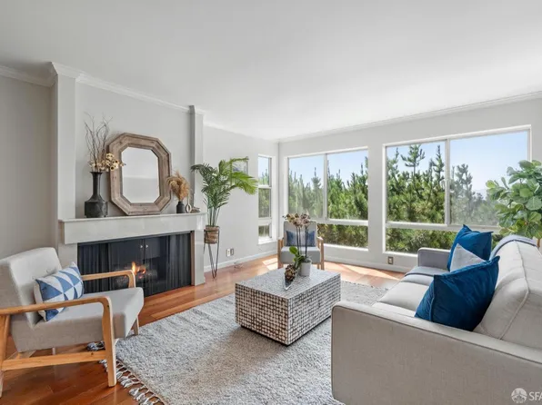 950 Duncan St APT 206E, San Francisco, CA 94131