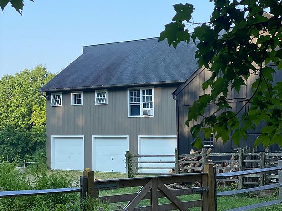 Side View & Garage