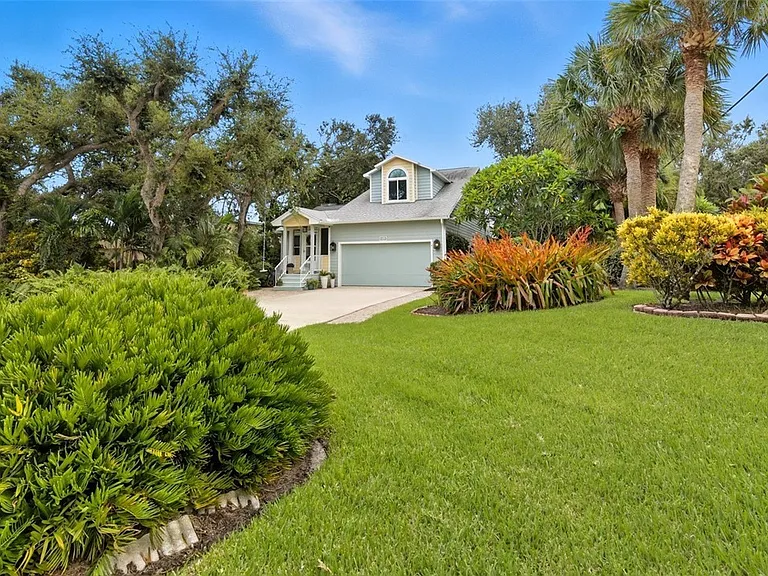 902 Tides Rd — Photo 25
