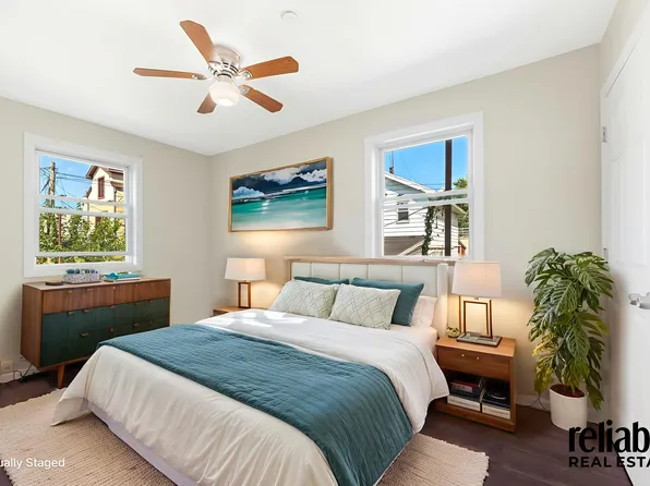 3173 Shore Parkway image 3 of 22