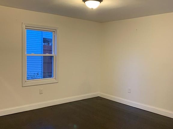 9. Bedroom No. 3