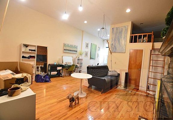 5th image of 48 W 76th St #1S