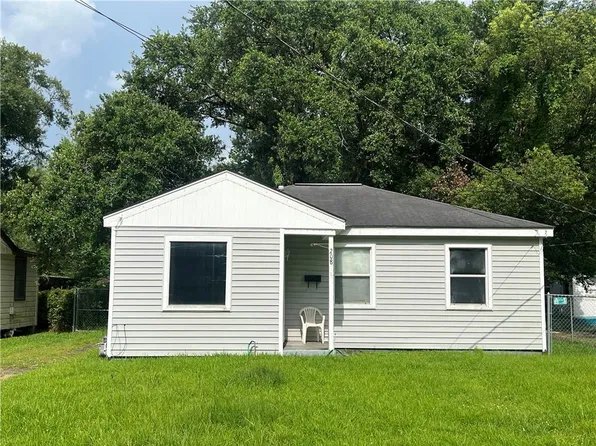 208 N Carter St, Hammond, LA 70401