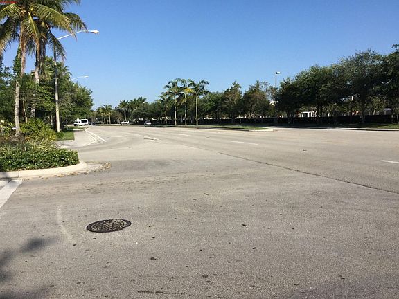 5th image of 9855 NW 57th Mnr