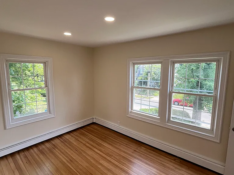 Allenwood Rd — Photo 12
