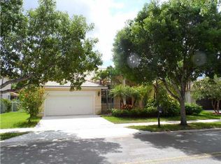 3833 Heron Ridge Ln, Weston, FL 33331
