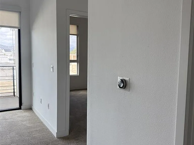 Maya Apartments at 535 Kingsley Dr in Los Angeles — Photo 73