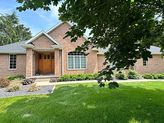 3rd image of 4536 Valhalla Rd