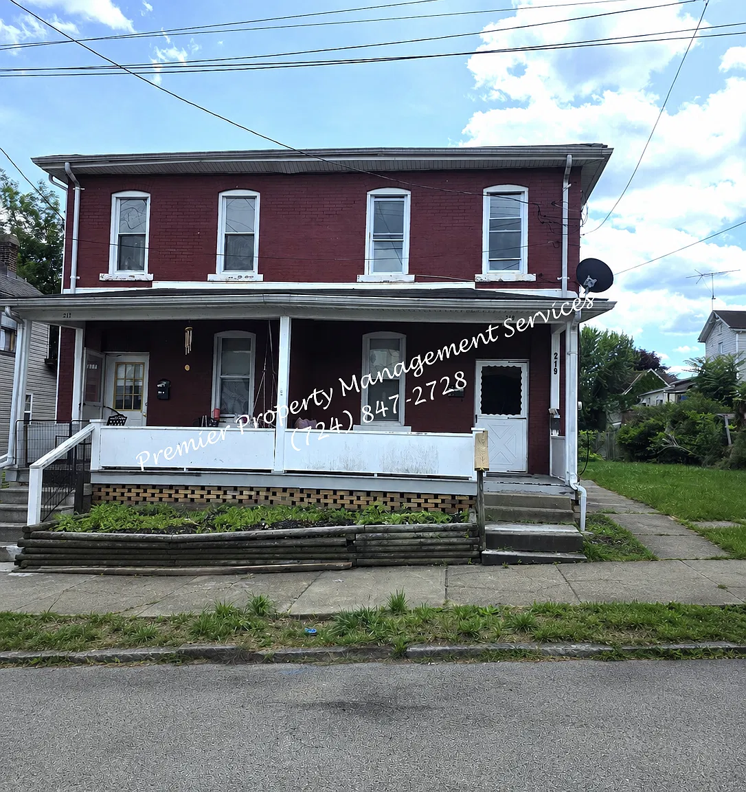 219 13th Street, Unit 2 — Photo 1
