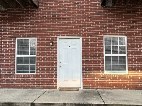 927 Redbud Apartments, 927 Old Ekron Rd, Brandenburg, KY 40108