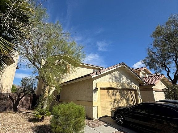 3rd image of 1205 Padre Serra Ln