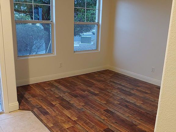 2nd image of 509 Dolphin Point Ct