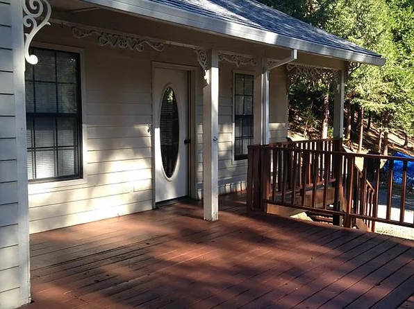 6972 Lakewood Dr, Pollock Pines, CA 95726
