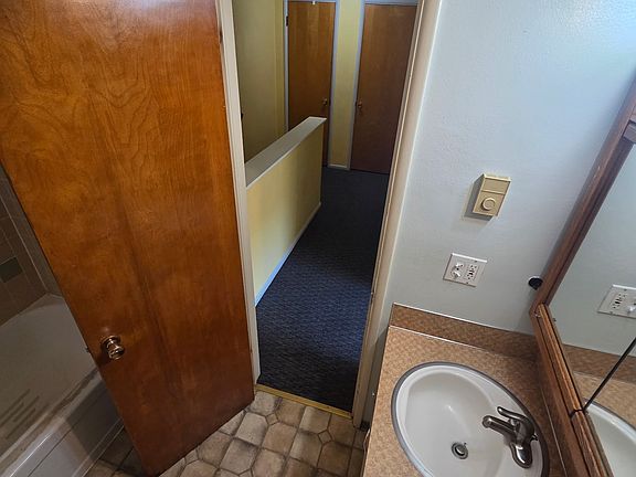 5th image of 485 E 17th Ave APT 1