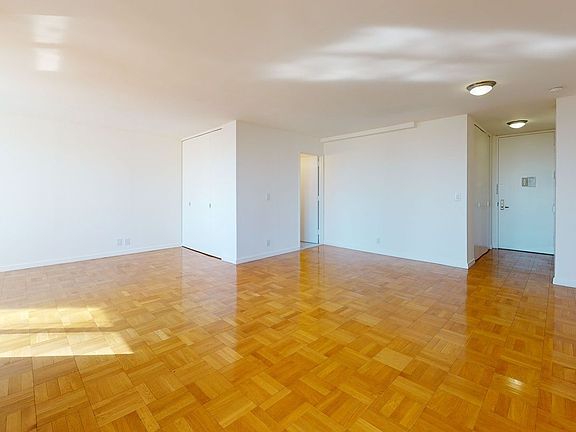 5th image of 235 W 56th St APT 15P