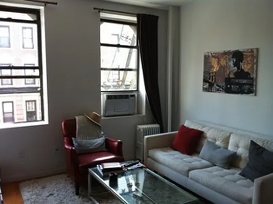 Rented by Douglas Elliman | media 10