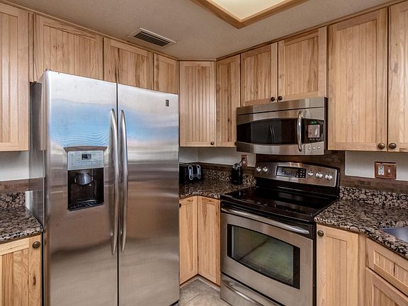 3rd image of 420 Acoma Blvd S Unit 20