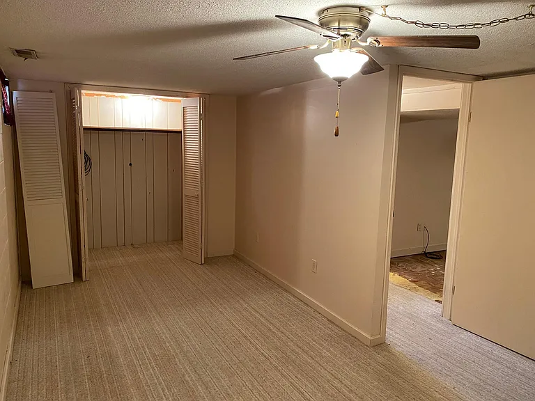 2029 Austin Ln — Photo 17