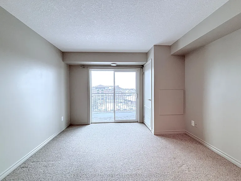 43 Goodwin Dr #404 — Photo 7
