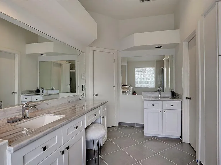 4208 Stanford St — Photo 7