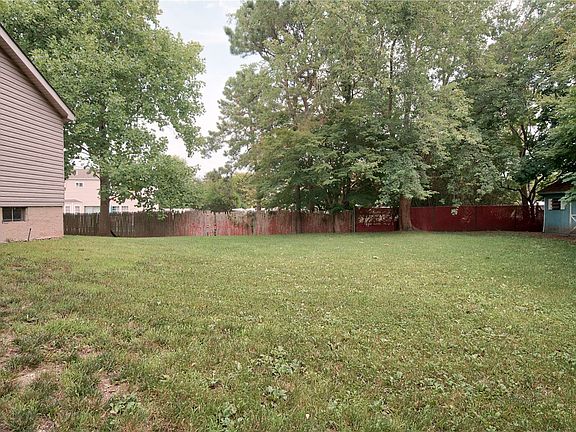 3rd image of 29 Pine Gate