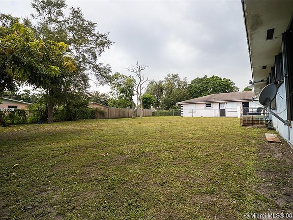 4th image of 2140 NW 100th St #2140