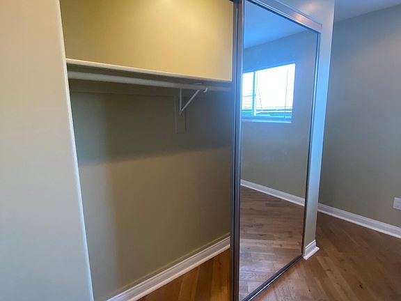 MASTER BED CLOSET