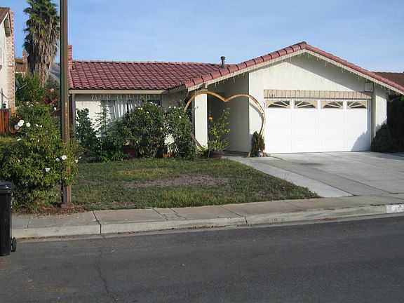 3rd image of 3144 Brightwood Ct