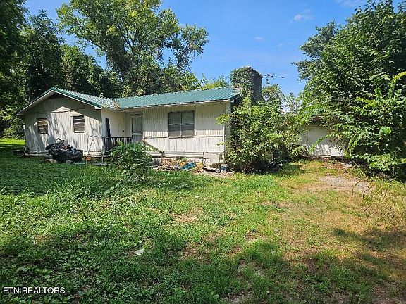 2nd image of 3561 Grade Rd
