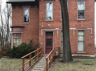 726 E High St APT 2, Springfield, OH 45505