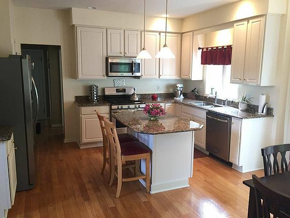 4th image of 1153 Channing Woods Dr