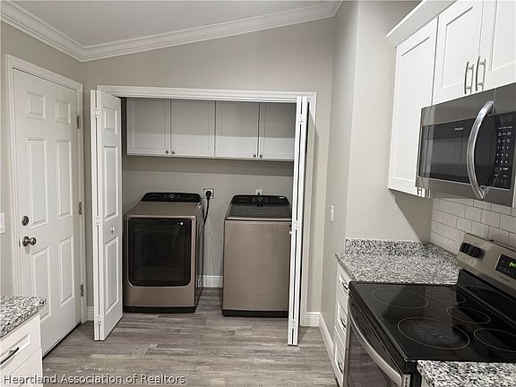 5th image of 256 Hidden Creek Cir