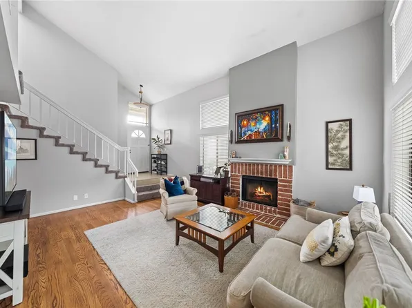 22075 Summit Hill Dr, Lake Forest, CA 92630