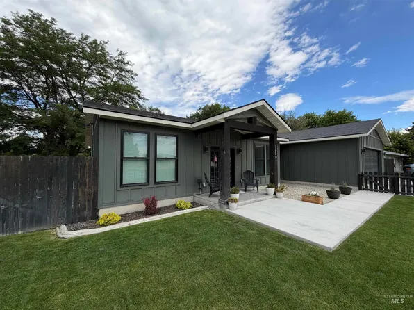 1805 20th St, Heyburn, ID 83336