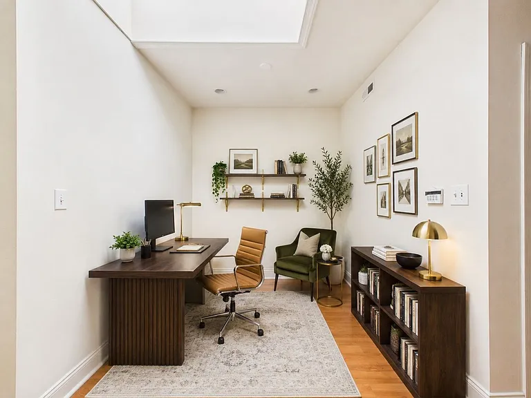 3040 W Stiles St — Photo 13