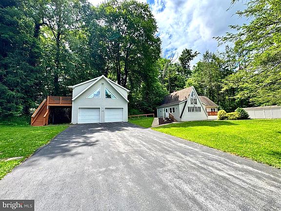 2nd image of 159 Lower Grandview Rd