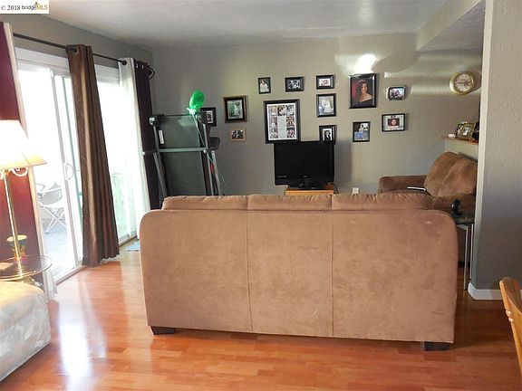 5th image of 2512 Auburn Ln