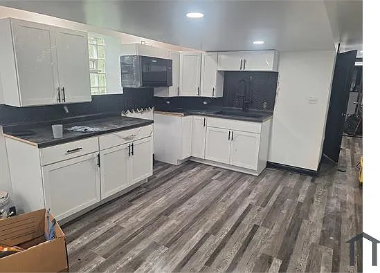 11323 S King Dr #GARDEN — Photo 6