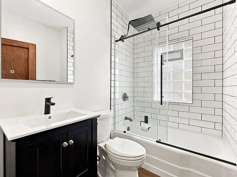 1320 W 64th St — Photo 13