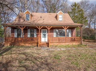 3705 Susie Dr, Petersburg, VA 23803