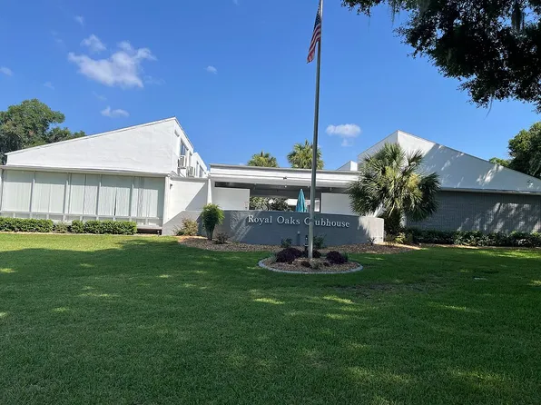 3373 S Royal Oaks Dr APT 15-8, Inverness, FL 34452