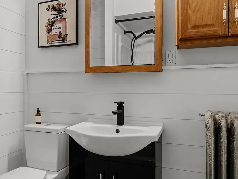 601 W Orange St #1 — Photo 19